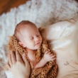newborn focen� Praha, novorozeneck� fotografie, fotografka Praha Nikol Obrov�