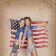 PIN-UP girls: Silvie Miklo�ov� a Kate�ina Miklo�ov�, make-up, vlasy: viz�istka Eva Ceralov�, Pin-Up a retro foto Praha, Pin-Up fotografka Nikol Obrov�