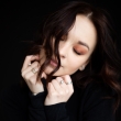 ateli�rov� portr�t, modelka Karol�na Mlejnkov�_fotografka Nikol Obrov� ateli�r Praha
