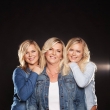 rodinn�, t�hotensk� p�rov� fotografie, t�hotensk� focen� Praha, fotografka Nikol Obrov�, sourozeneck� fotografie