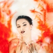 zp�va�ka Sia Sai, M��a Petrik, glamour boudoir focen� Praha, fotografka Nikol Obrov�